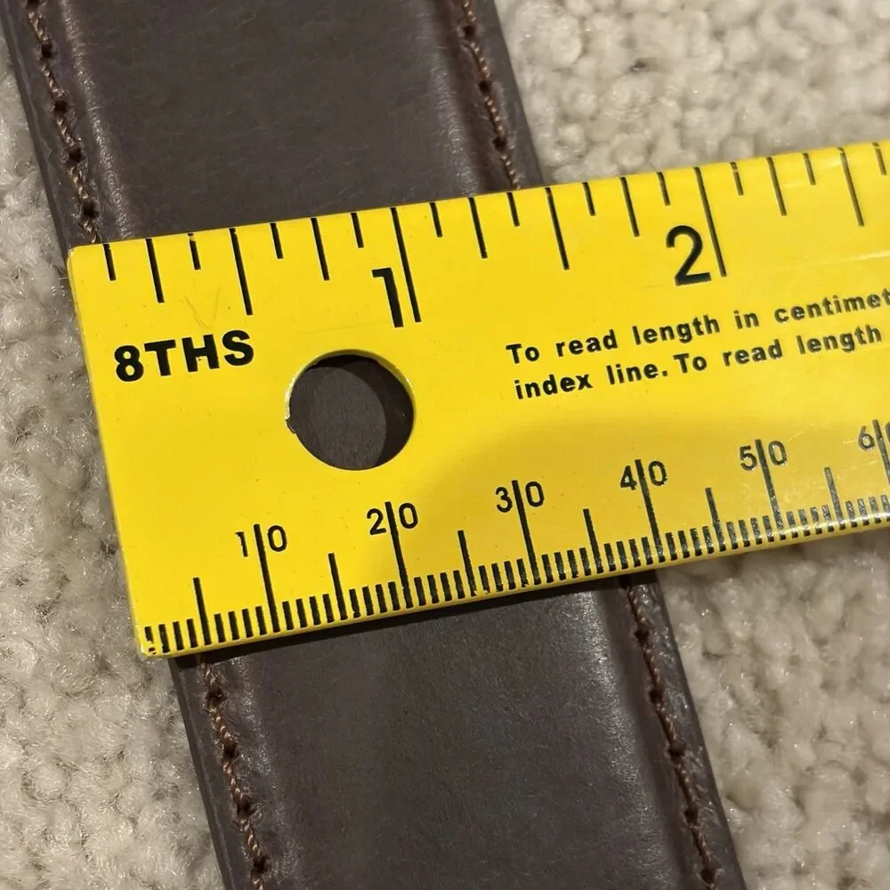 NWOT Genuine Leather Men’s Belt With Long Horn Buckle Size 34 Brown